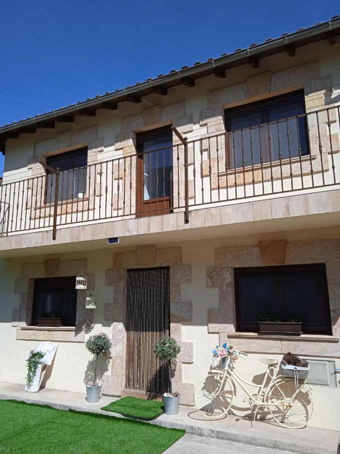 El Corro, acogedora casa con jardín en el corazón de Cantabria Villasuso de Cieza Exterior foto